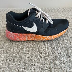 Nike Women’s Tennis Shoes